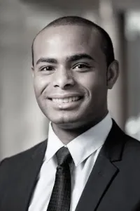 professional headshot of Raffi E.García