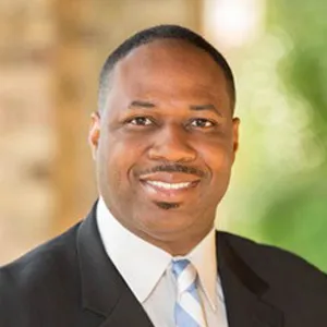 professional headshot of Henry McKoy
