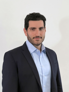 professional headshot of Mark Paul